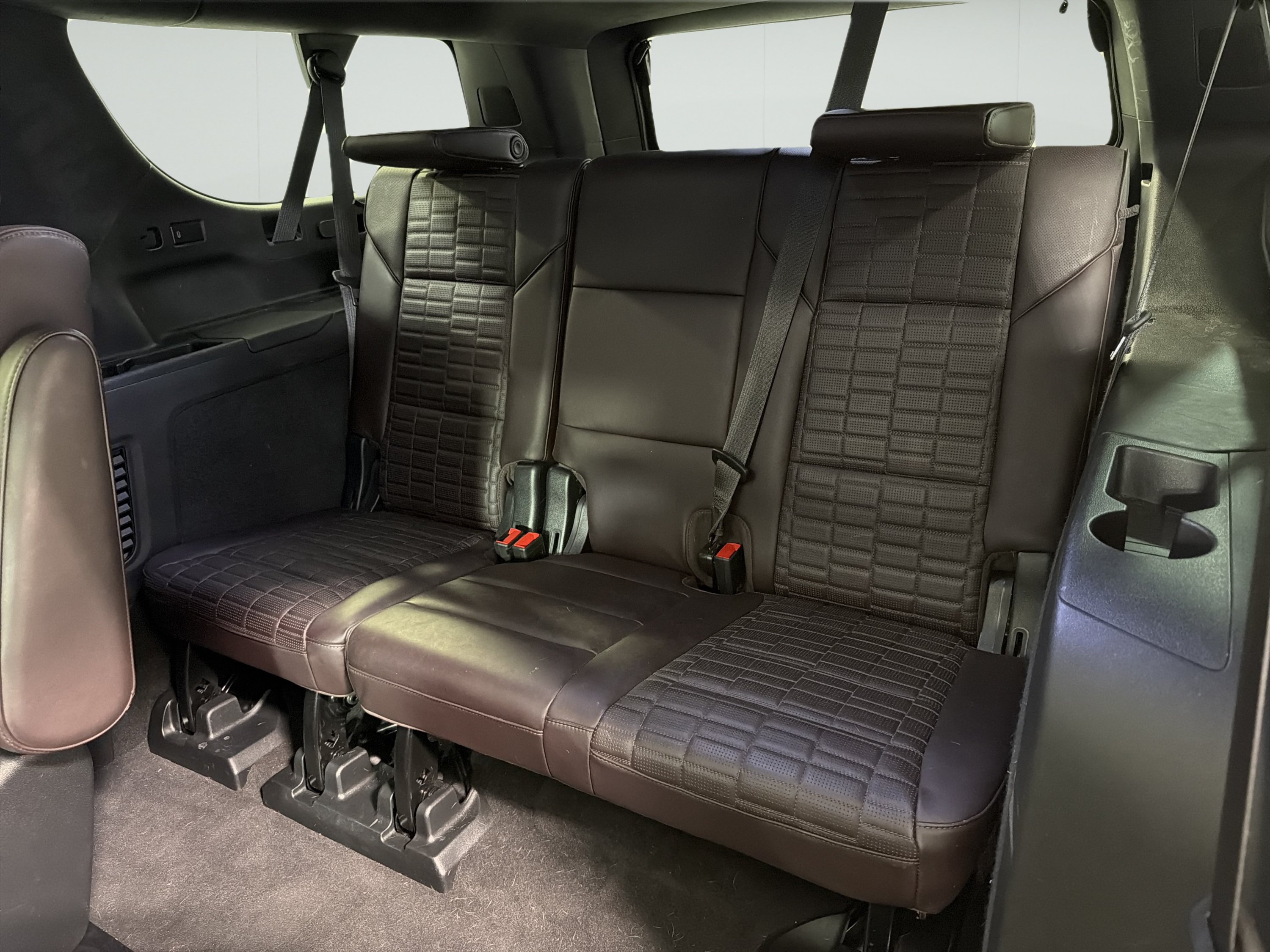 Used 2023 Cadillac Escalade ESV V AWD/4WD image 12