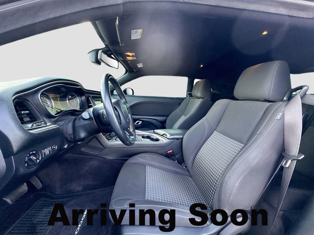 Used 2017 Dodge Challenger R/T image 6