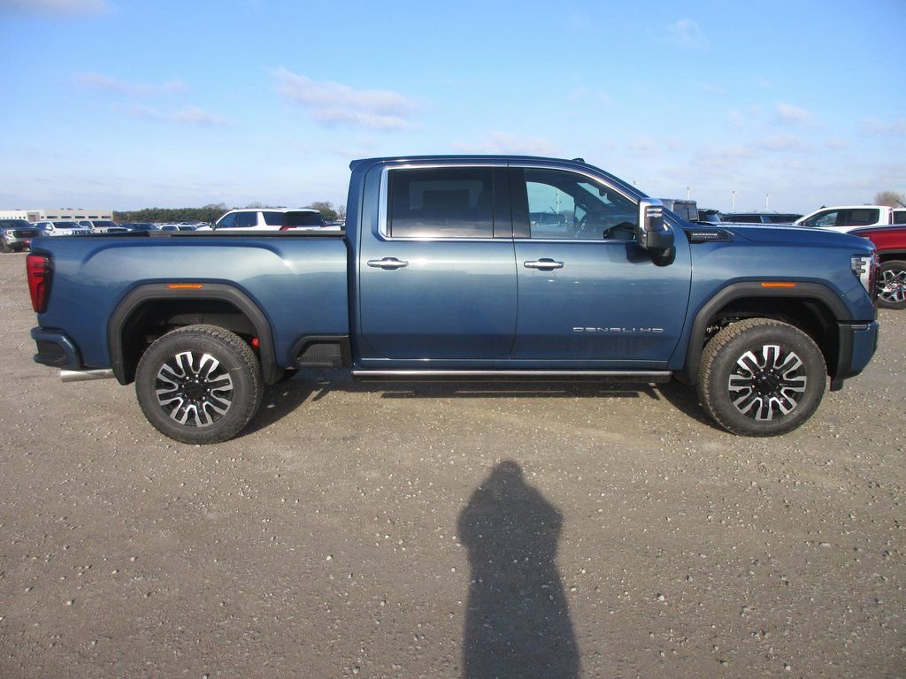 New 2026 GMC Sierra 2500 Denali Ultimate image 3