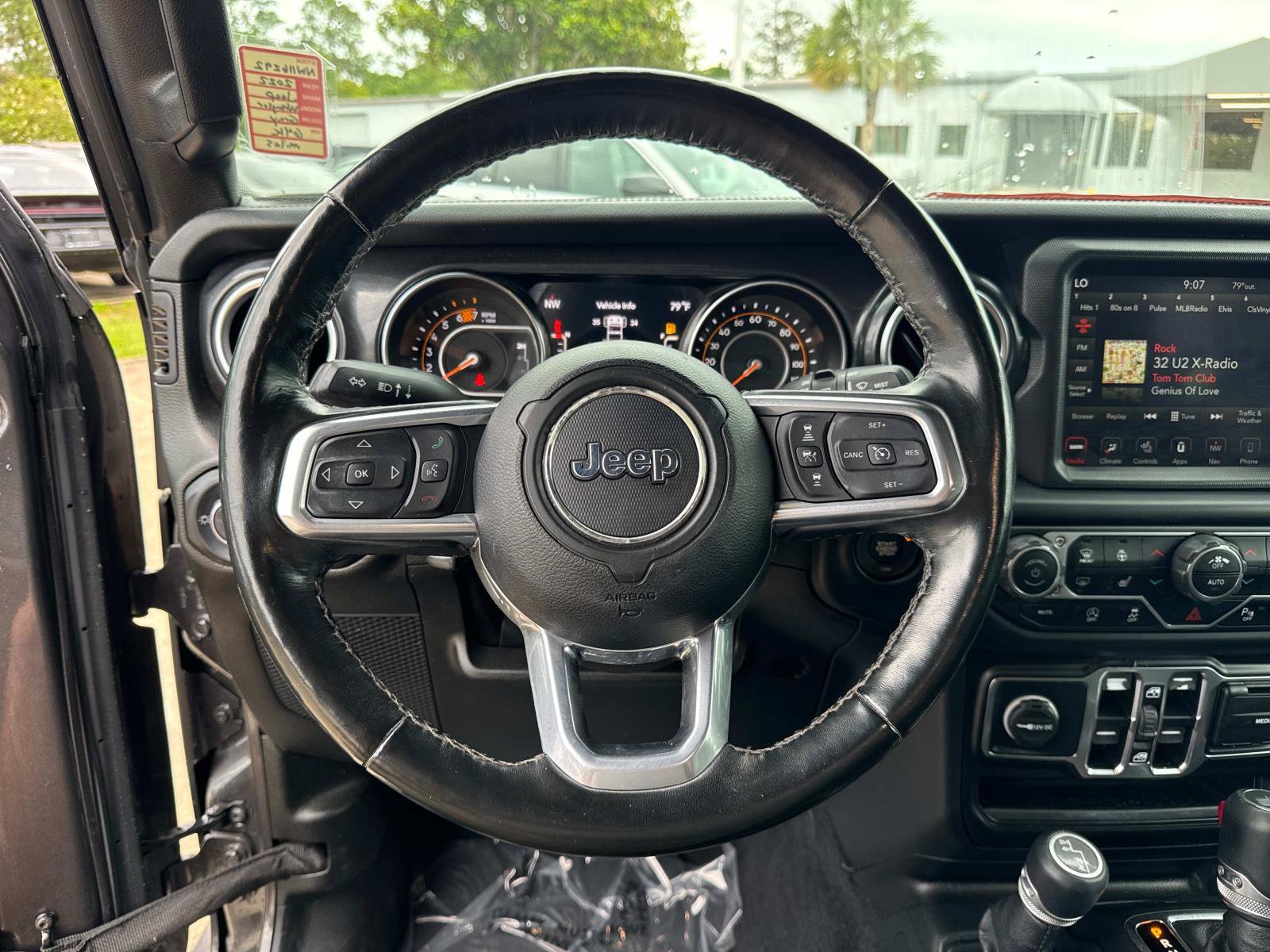 Used 2022 Jeep Wrangler Unlimited Sahara AWD/4WD image 29
