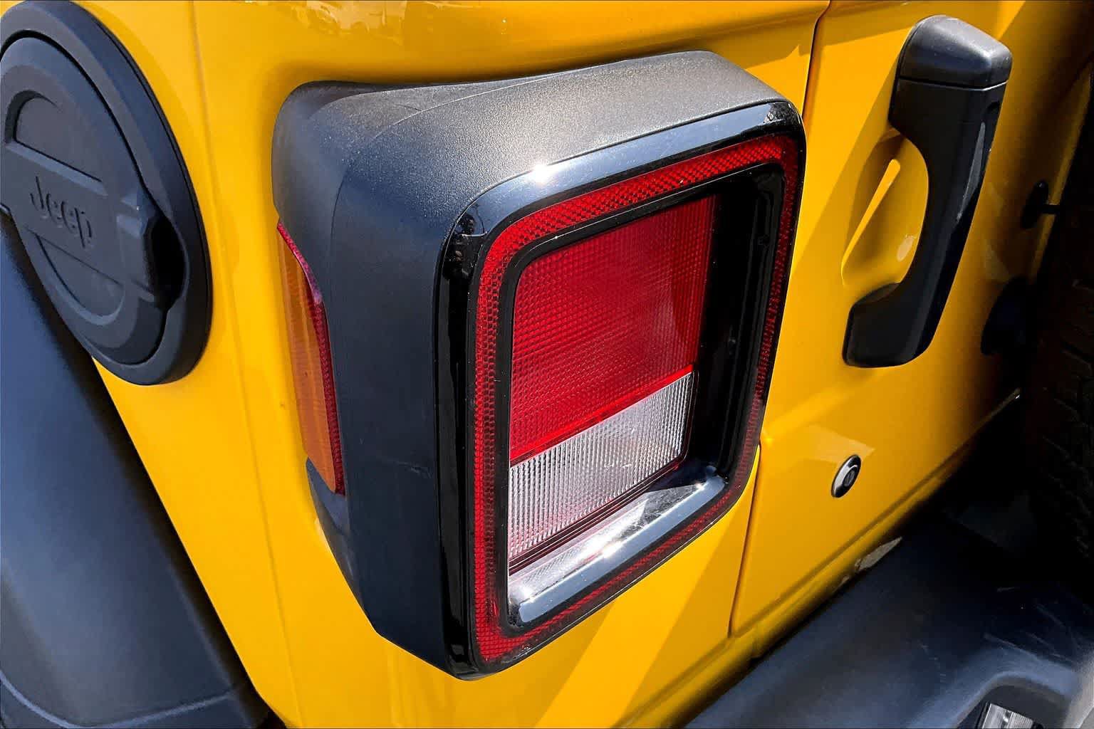 Used 2019 Jeep Wrangler Unlimited Sport S AWD/4WD image 28