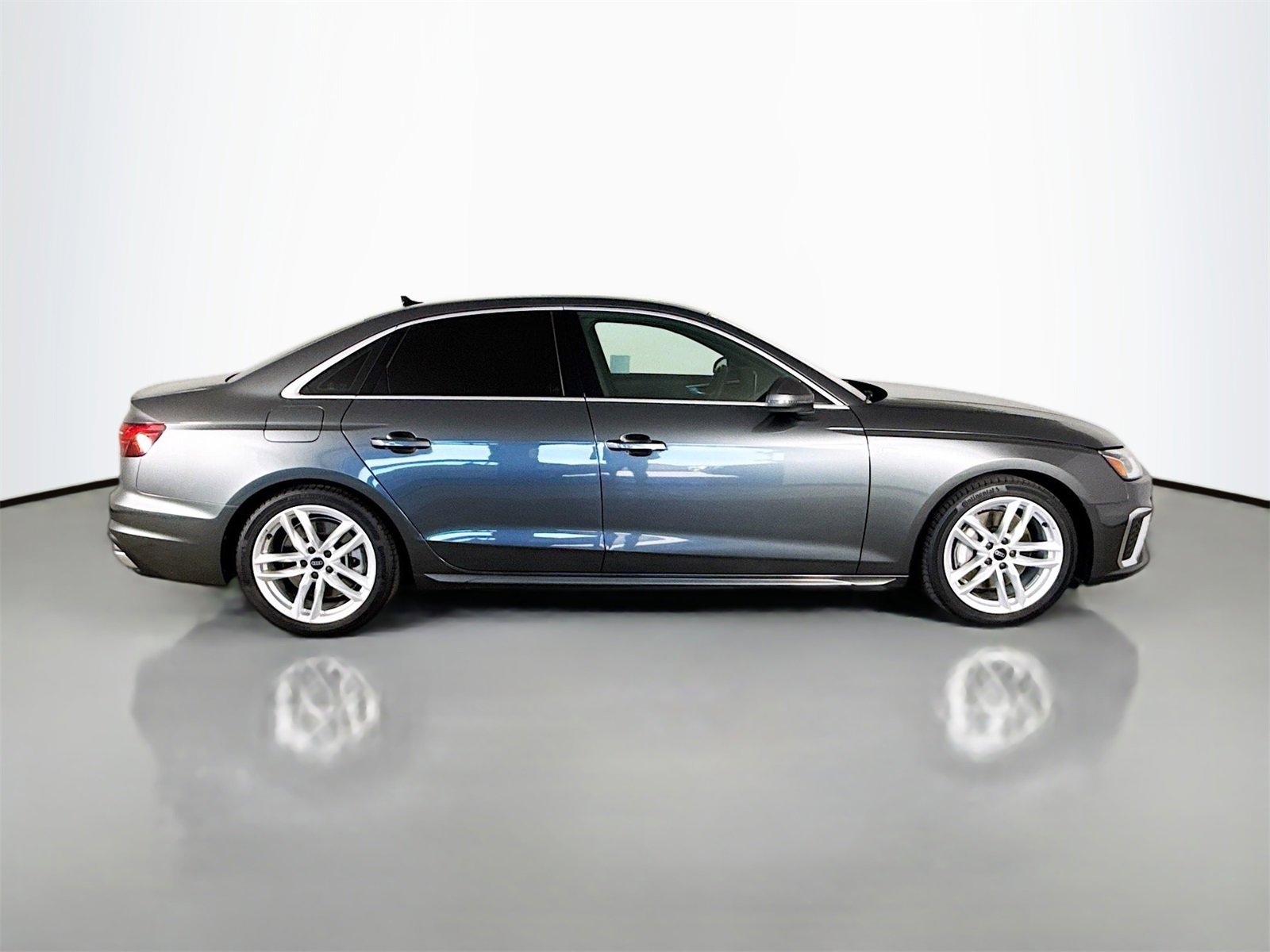 Used 2024 Audi A4 2.0T Premium w/ Convenience Package image 8