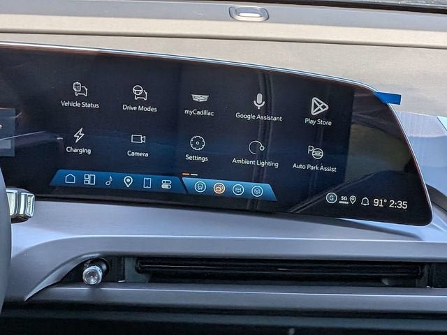 New 2027 Cadillac Vistiq Sport w/ LPO, Trailering Package AWD/4WD image 18