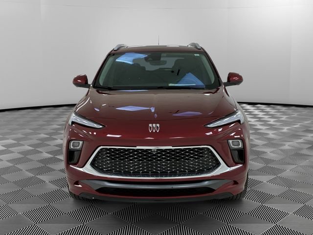Certified 2025 Buick Encore GX Avenir w/ Avenir Technology Package AWD/4WD image 8