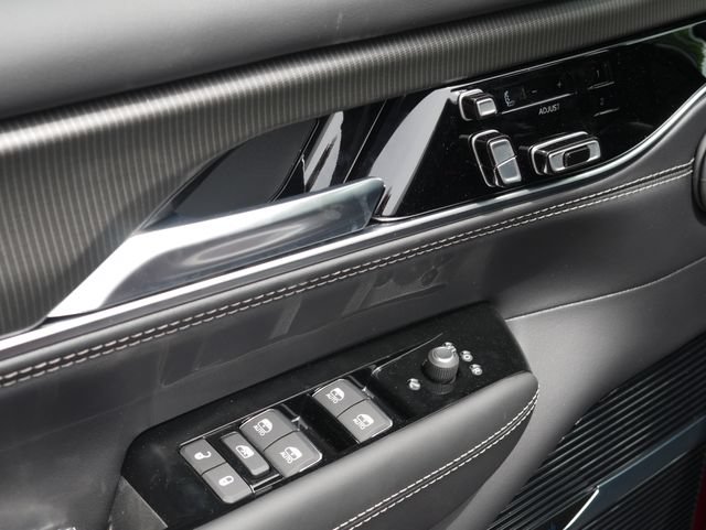 New 2026 Jeep Grand Wagoneer L Summit AWD/4WD image 17