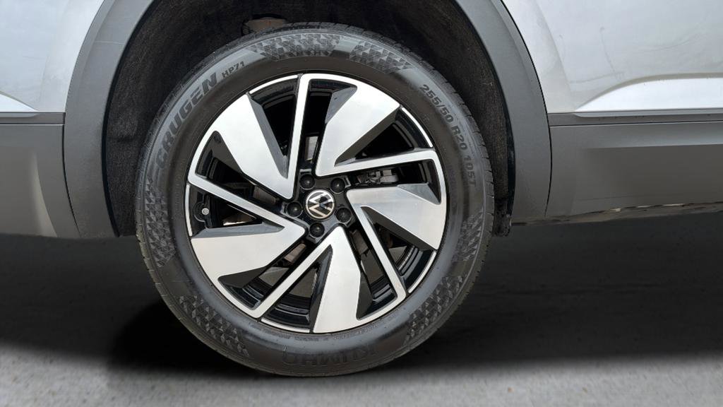 Used 2024 Volkswagen Atlas SE image 13