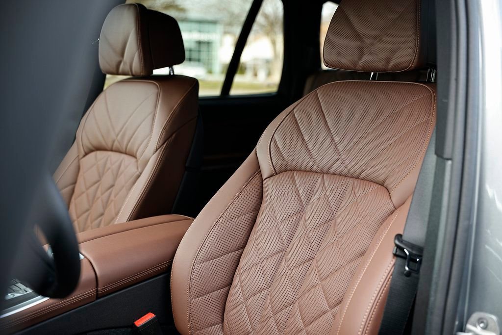 New 2026 BMW X5 xDrive40i w/ Executive Package image 22