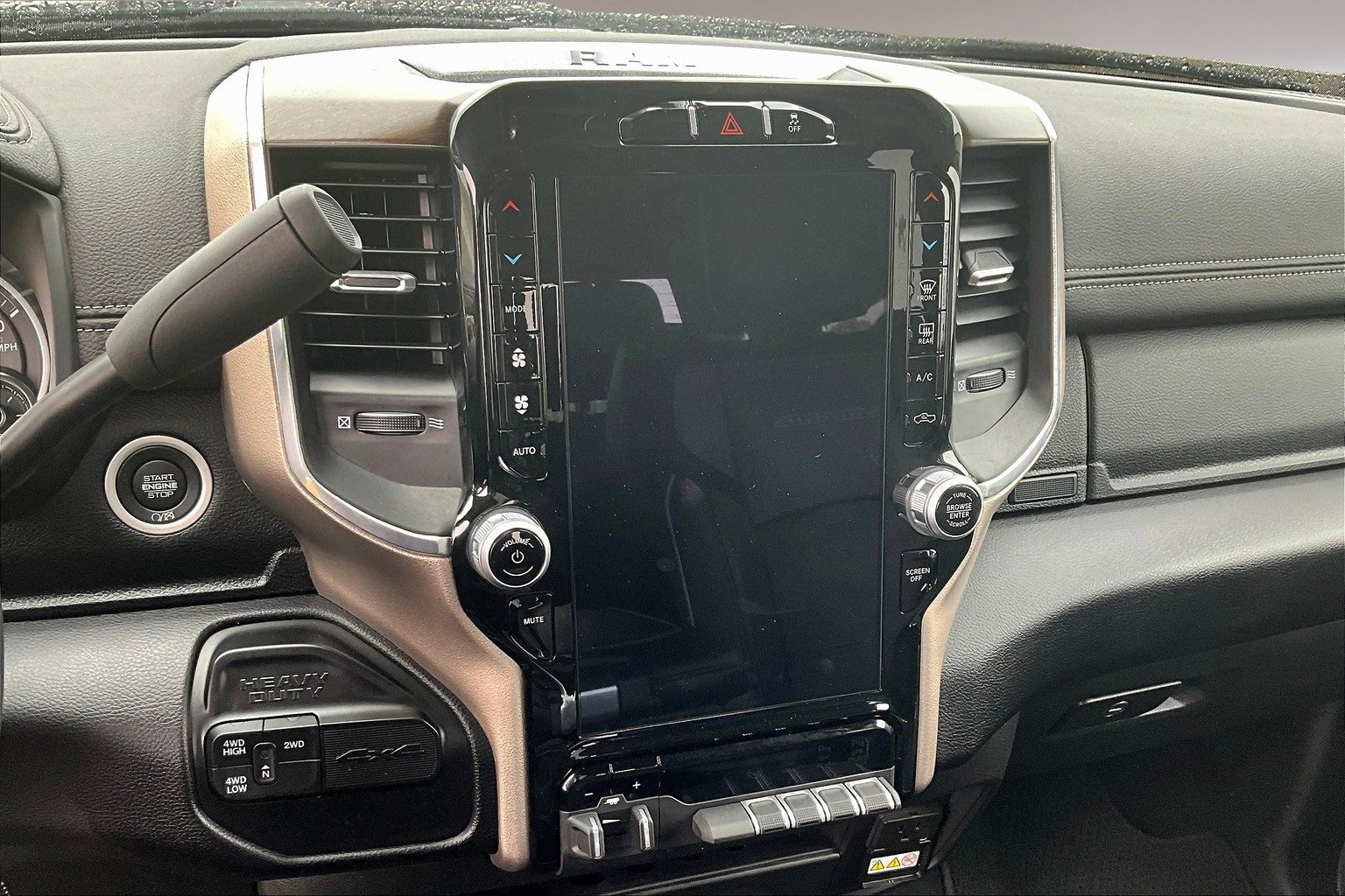 Used 2024 RAM 2500 Laramie image 10