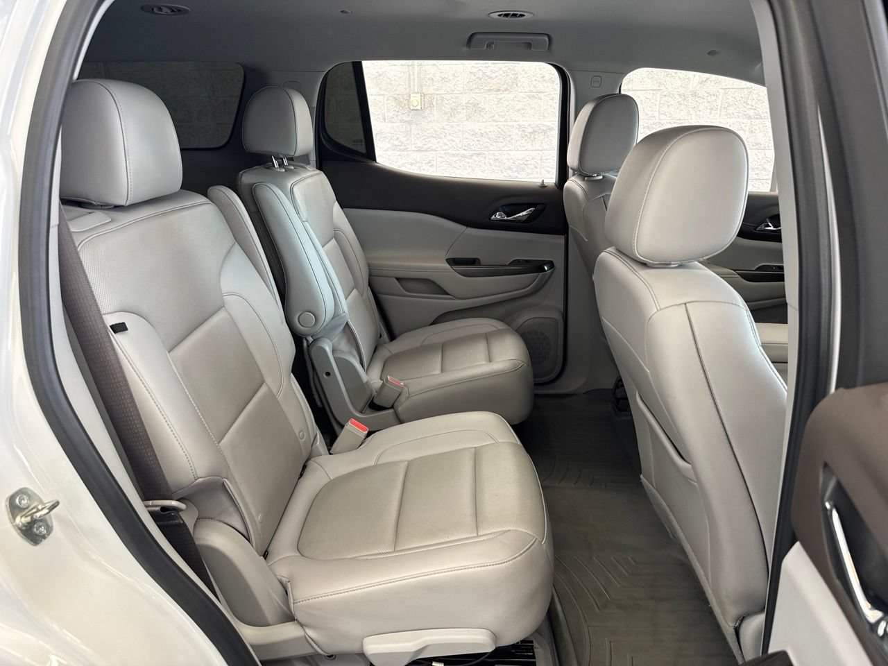 Used 2021 GMC Acadia SLT w/ Preferred Package FWD image 44