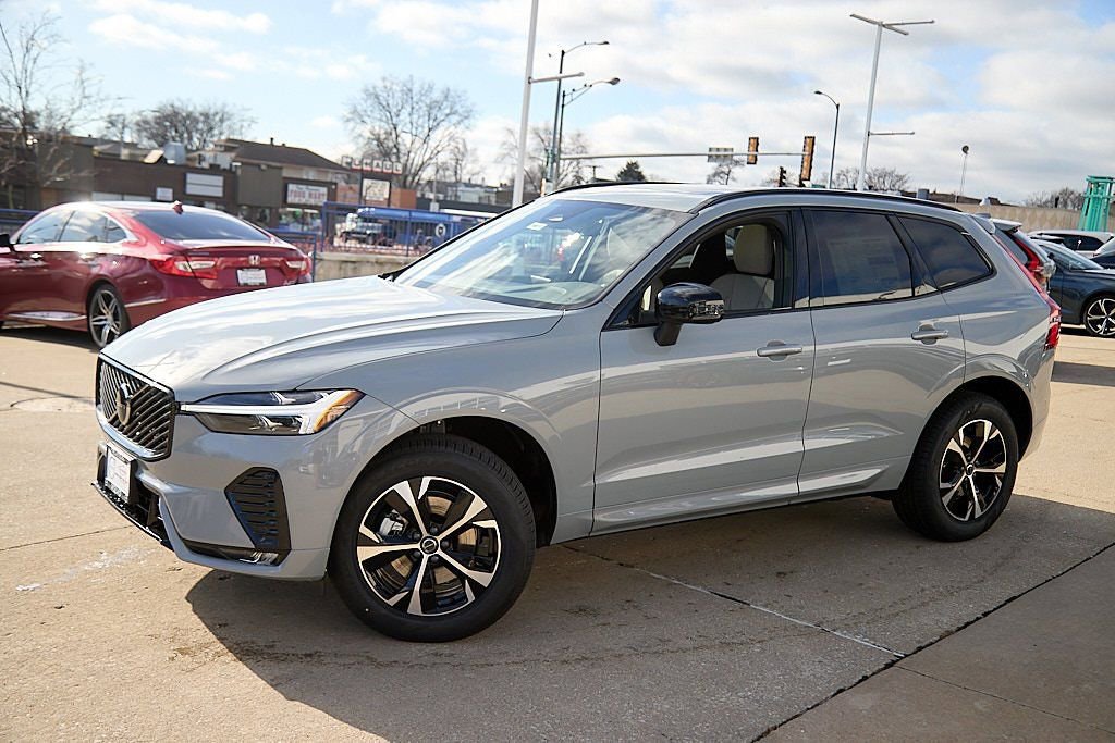 New 2026 Volvo XC60 B5 Core image 3