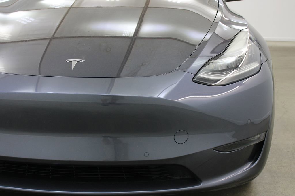 Used 2022 Tesla Model Y Long Range image 8