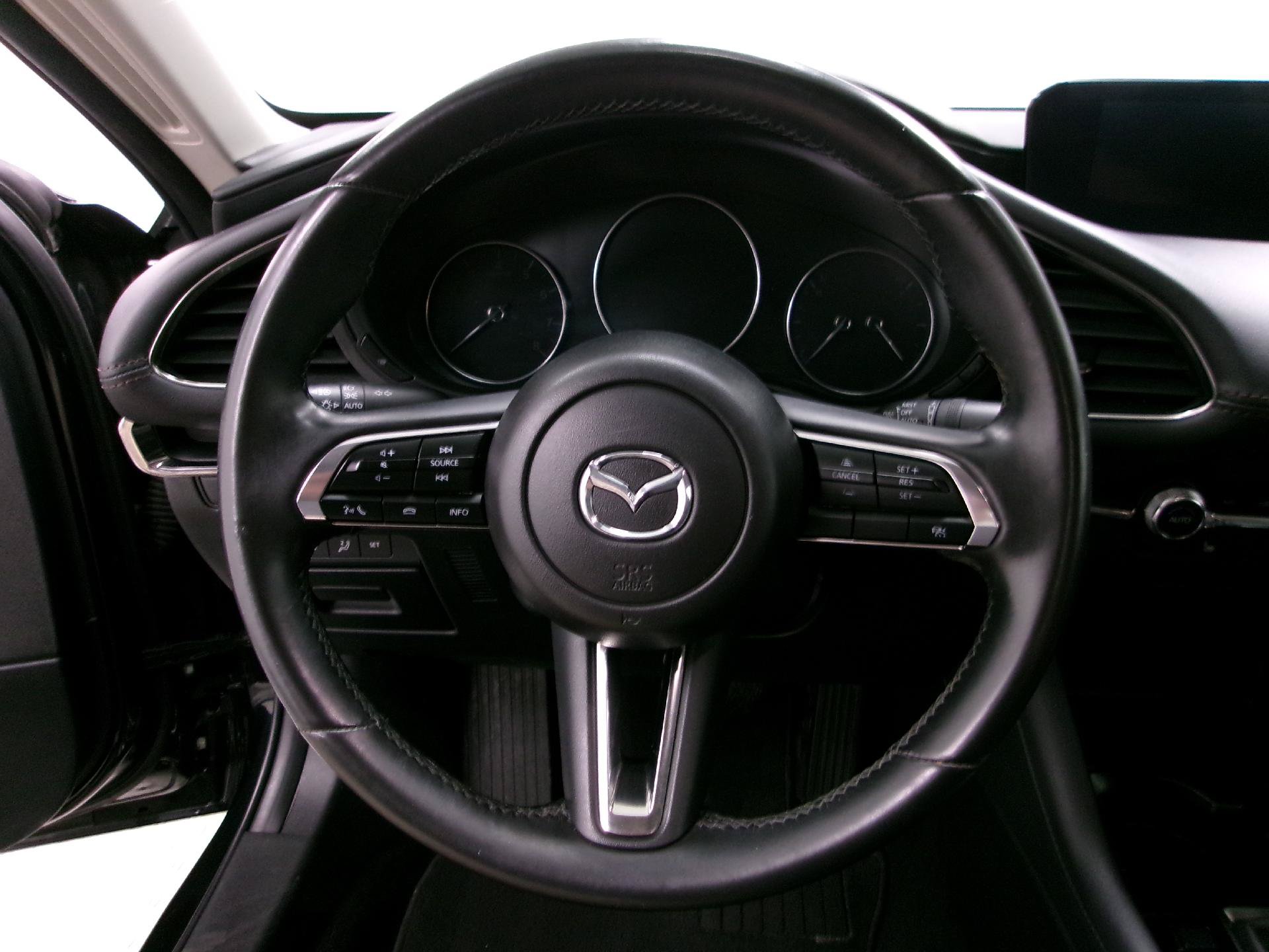 Used 2024 MAZDA MAZDA3 s FWD image 7