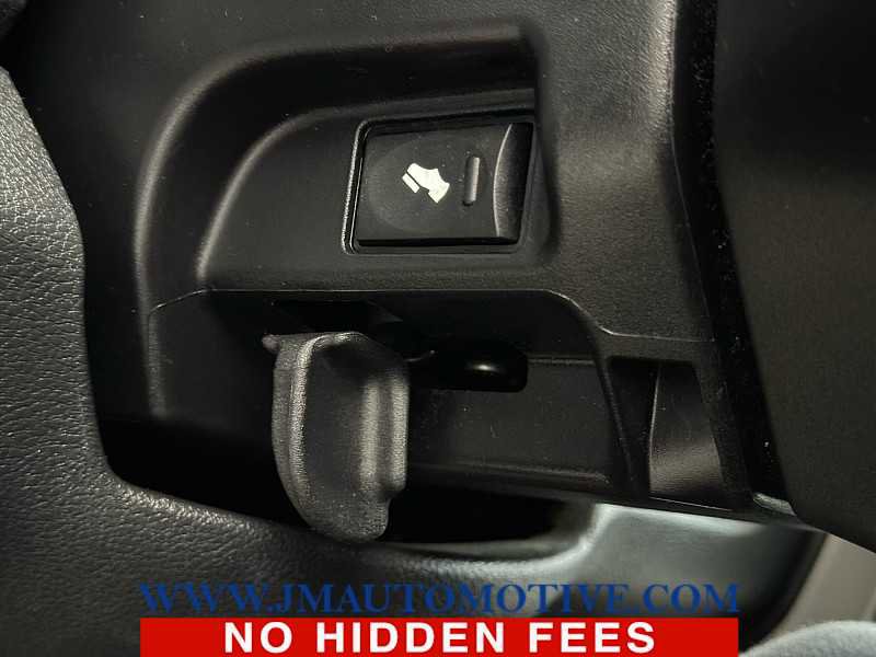 Used 2016 RAM 1500 Laramie w/ Convenience Group image 43