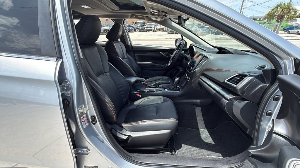 Used 2019 Subaru Crosstrek 2.0i Limited w/ Moonroof Package w/Navigation AWD/4WD image 42