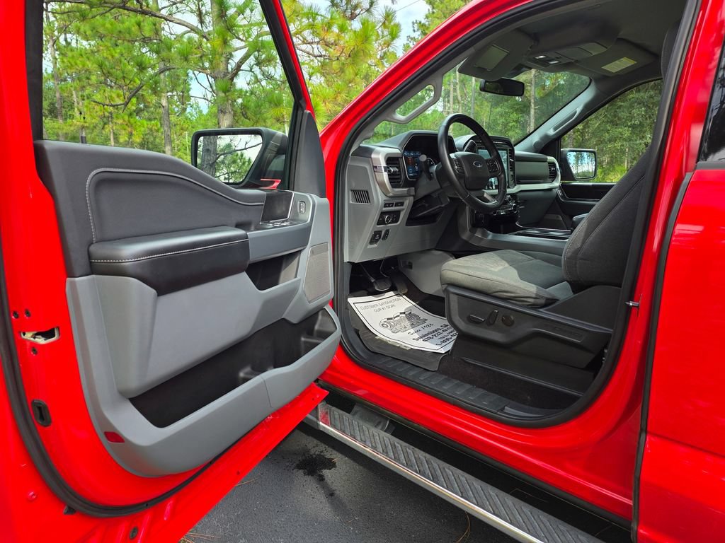 Used 2022 Ford F150 XLT w/ Equipment Group 302A High AWD/4WD image 11