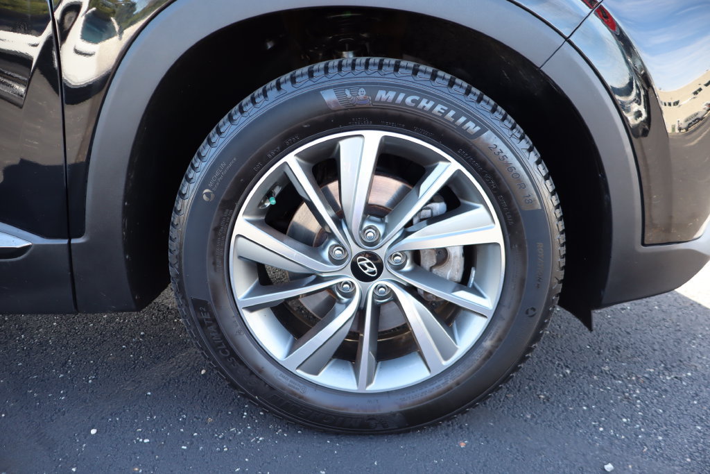 Used 2019 Hyundai Santa Fe AWD image 15