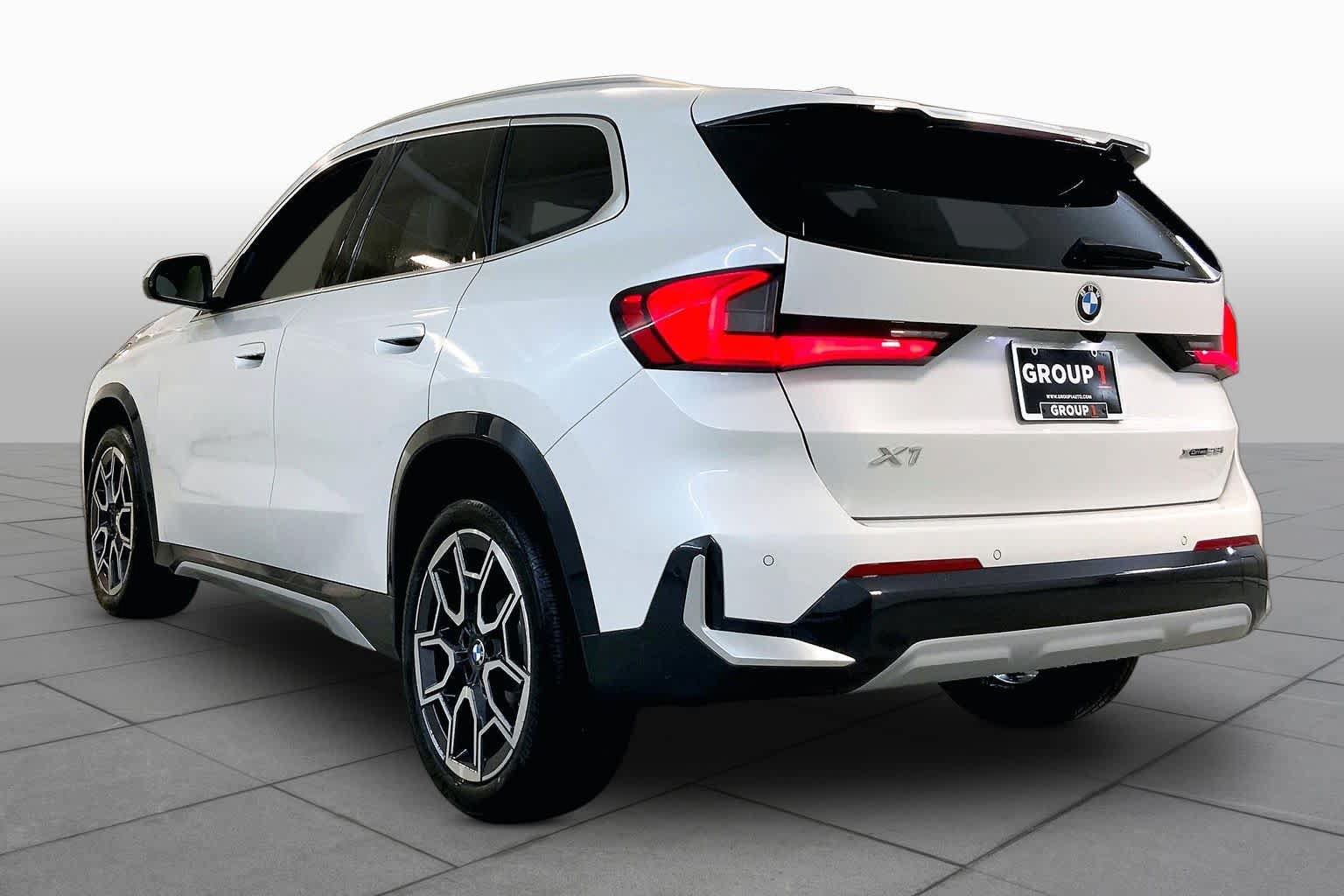 New 2026 BMW X1 xDrive28i w/ Convenience Package AWD/4WD image 12