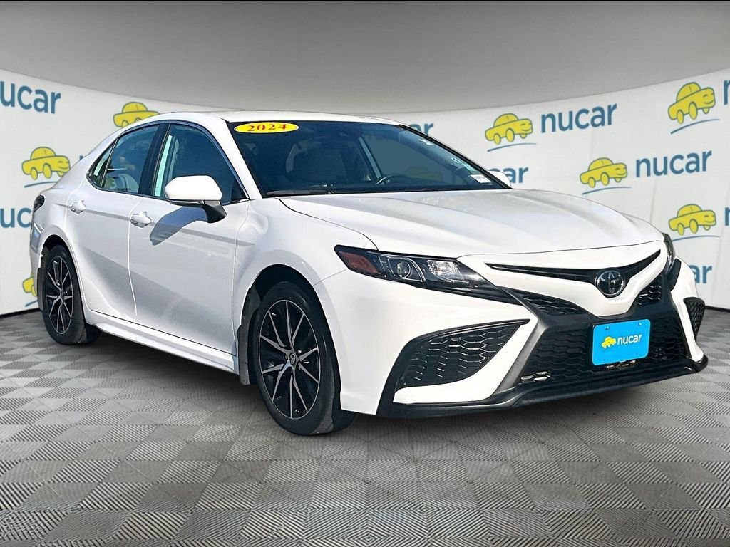 Used 2024 Toyota Camry SE AWD/4WD video 1
