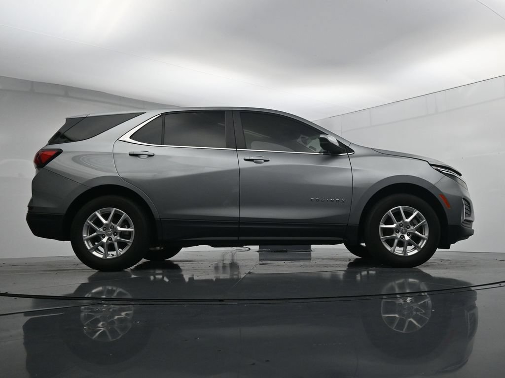 Used 2023 Chevrolet Equinox LT w/ Driver Convenience Package FWD image 39