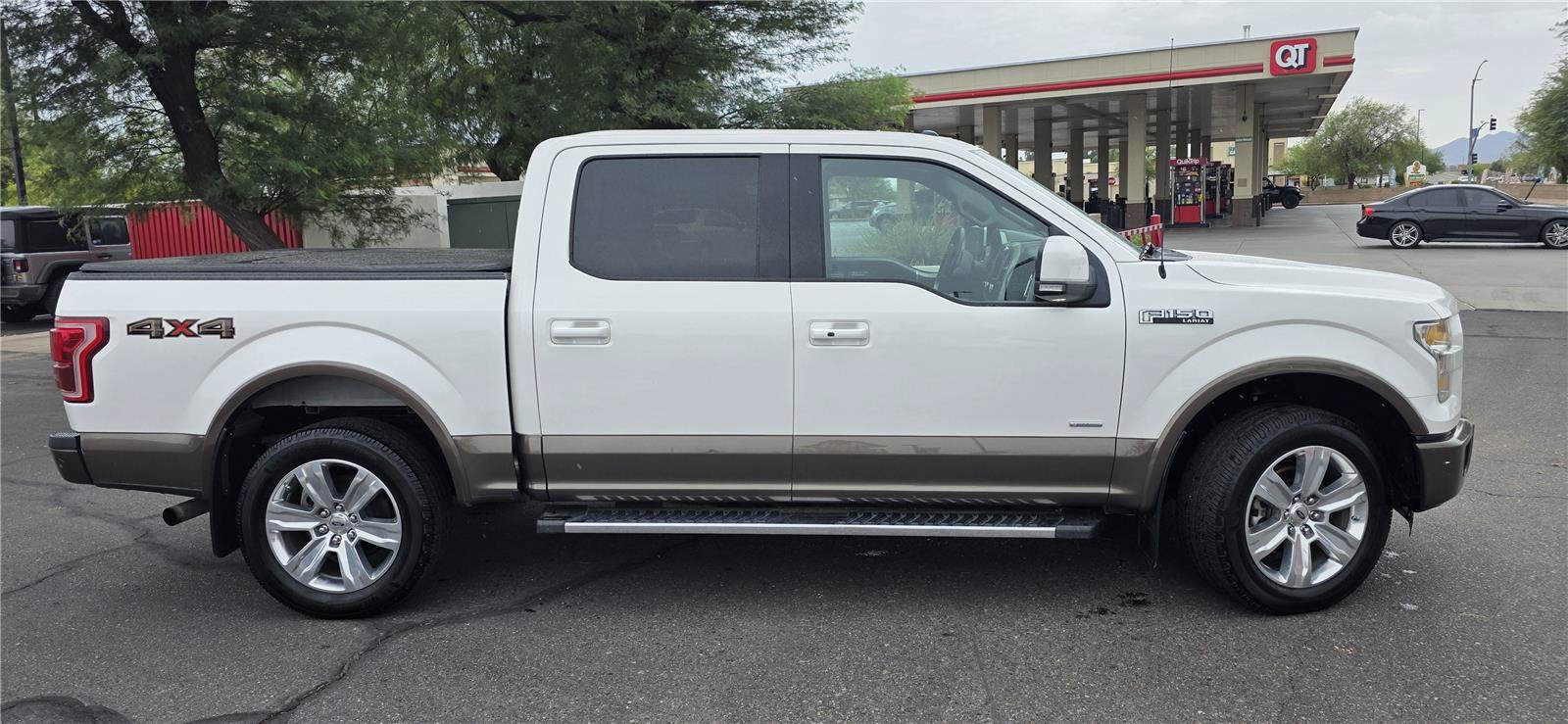 Used 2015 Ford F150 Lariat w/ Equipment Group 501A Mid AWD/4WD image 4