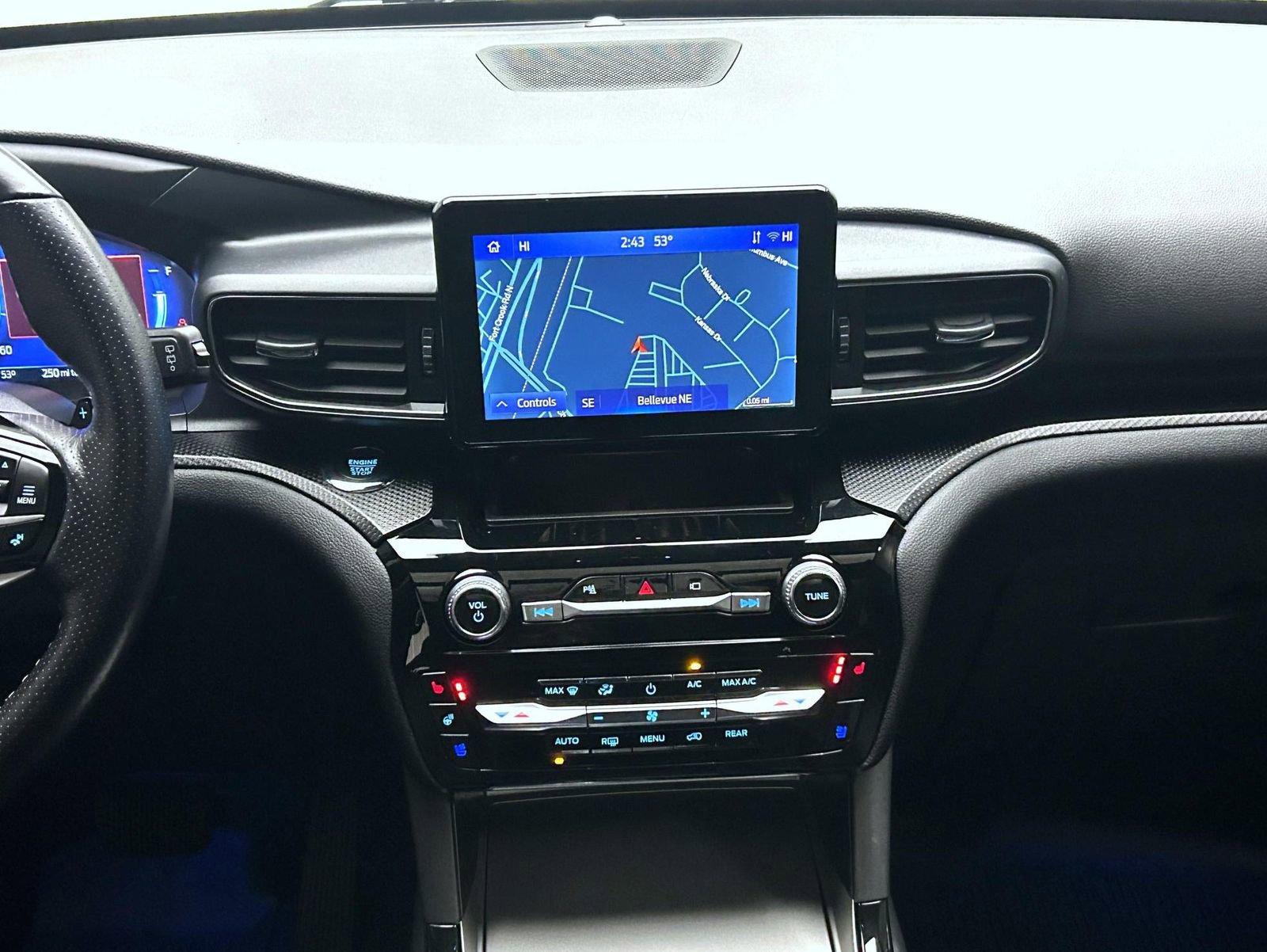 Used 2022 Ford Explorer ST image 13