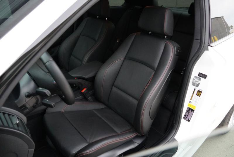 Used 2011 BMW 1 Series M image 48