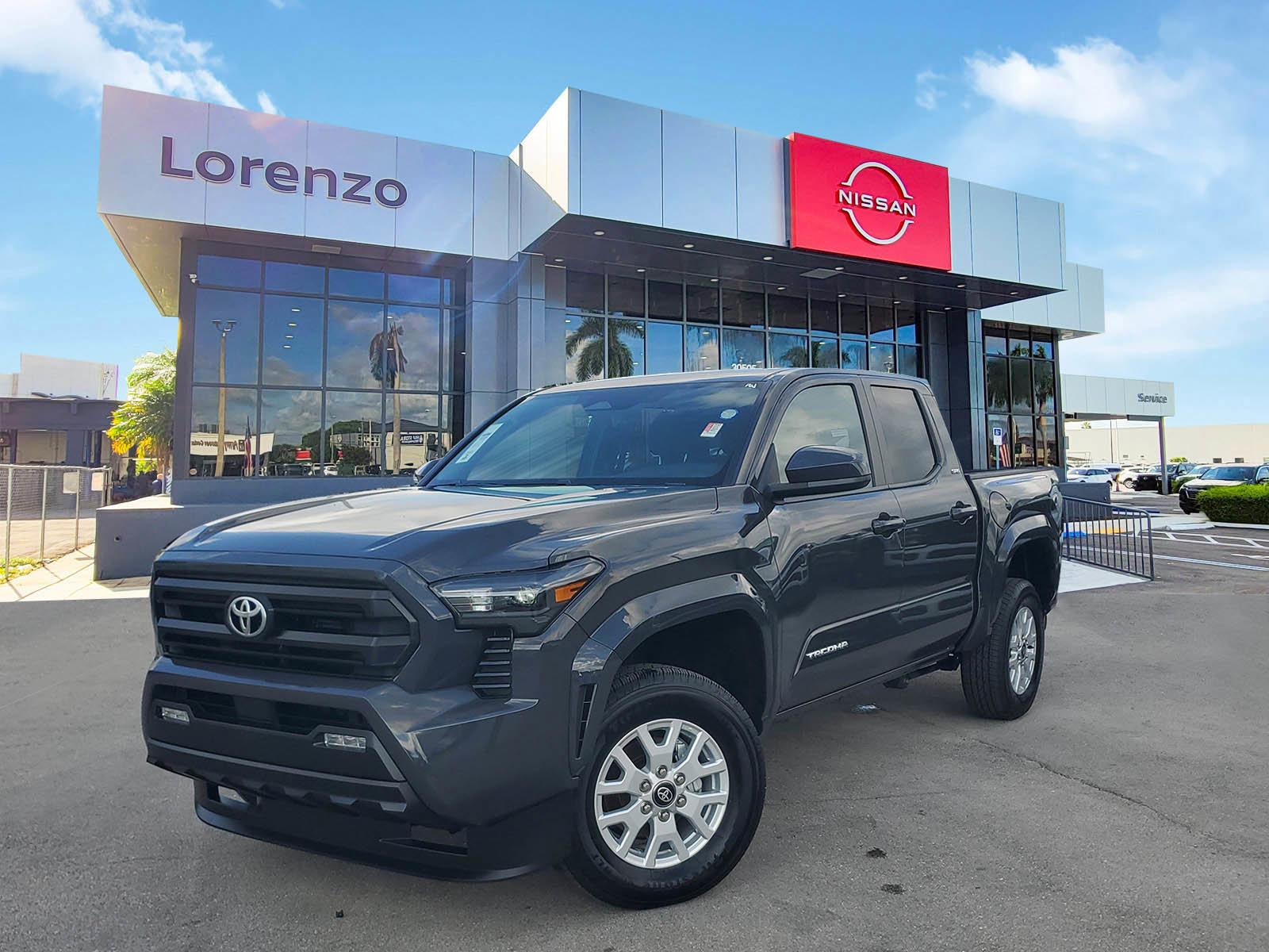 Used 2025 Toyota Tacoma SR5 RWD image 1