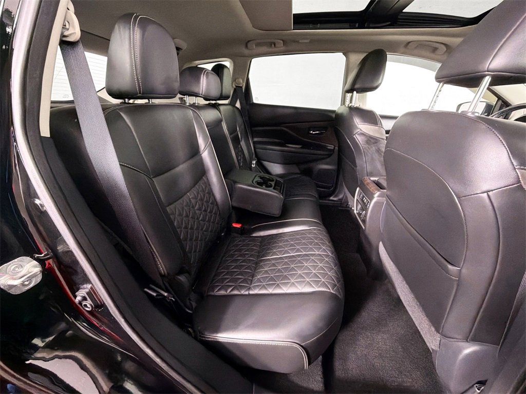 Used 2019 Nissan Murano Platinum image 25