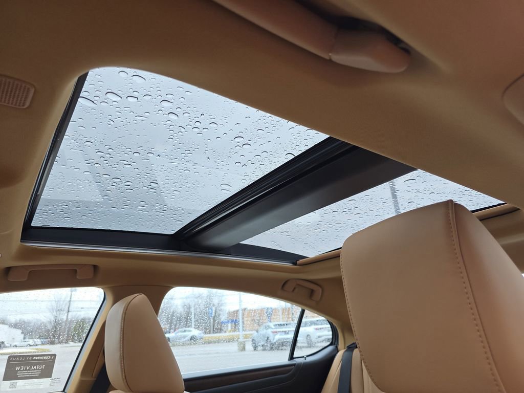 Used 2024 Lexus ES 350 Luxury w/ Accessory Package (Z2) image 14