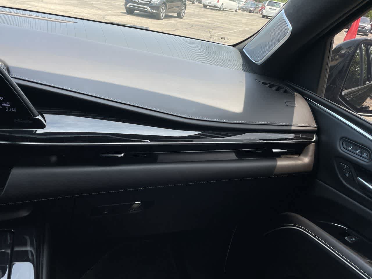 Used 2023 Cadillac Escalade V AWD/4WD image 16