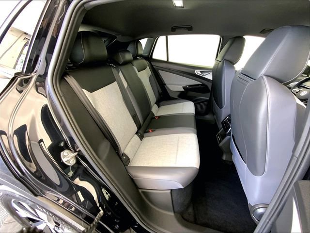 Used 2023 Volkswagen ID.4 Pro RWD image 22
