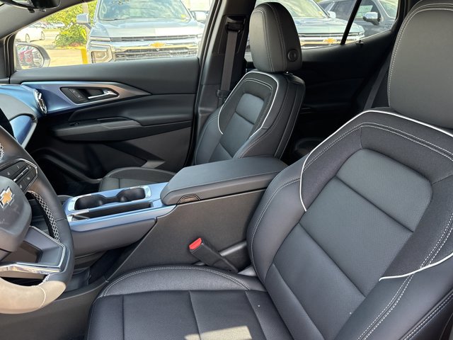 New 2025 Chevrolet Equinox EV LT w/ Convenience Package II image 5