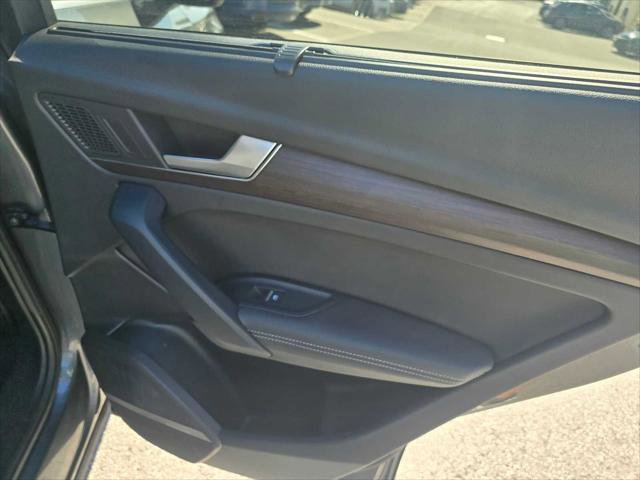 Used 2023 Audi Q5 e Prestige w/ Prestige Package image 13