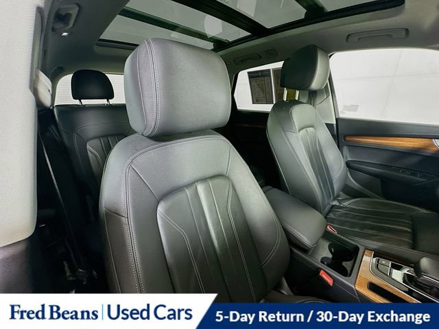 Used 2023 Audi Q5 2.0T Premium w/ Convenience Package image 29