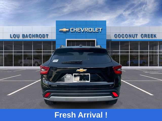 Used 2024 Chevrolet Trax LT FWD image 7