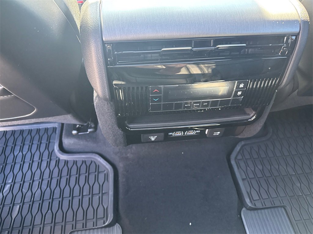 New 2026 Jeep Grand Wagoneer 4WD w/ Premium Group I image 10