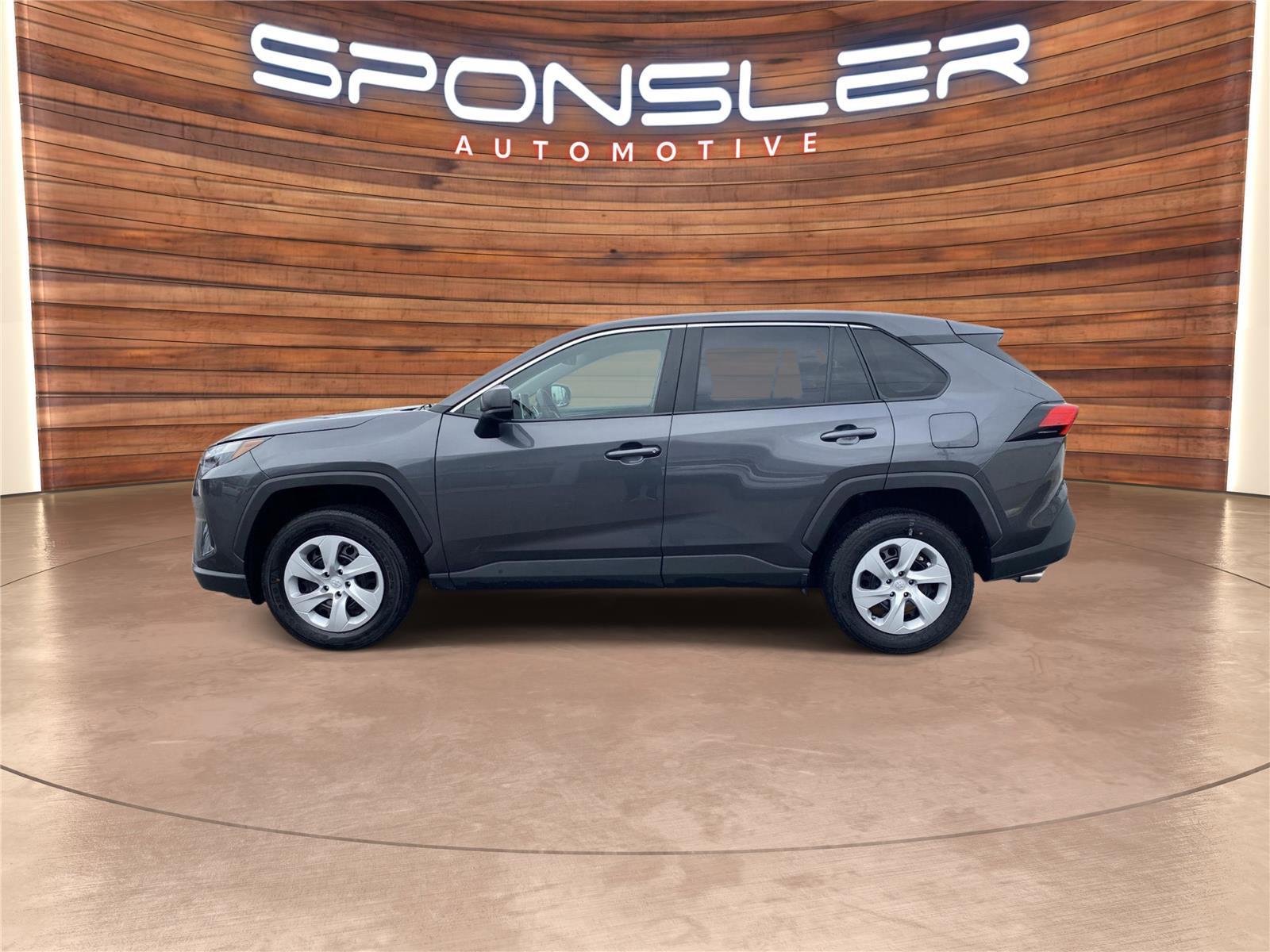 Used 2025 Toyota RAV4 LE video 2