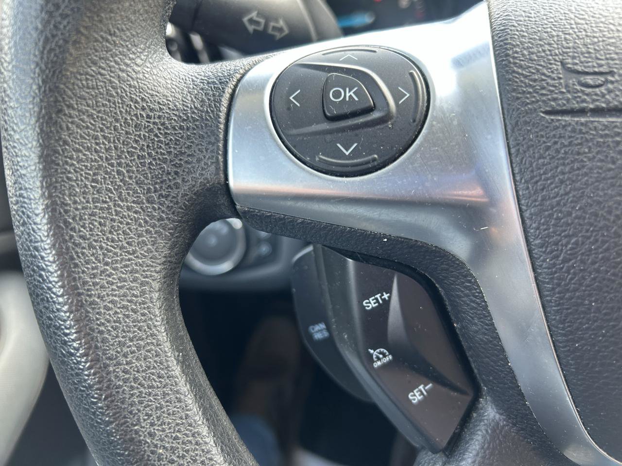 Used 2013 Ford Escape SE FWD image 18