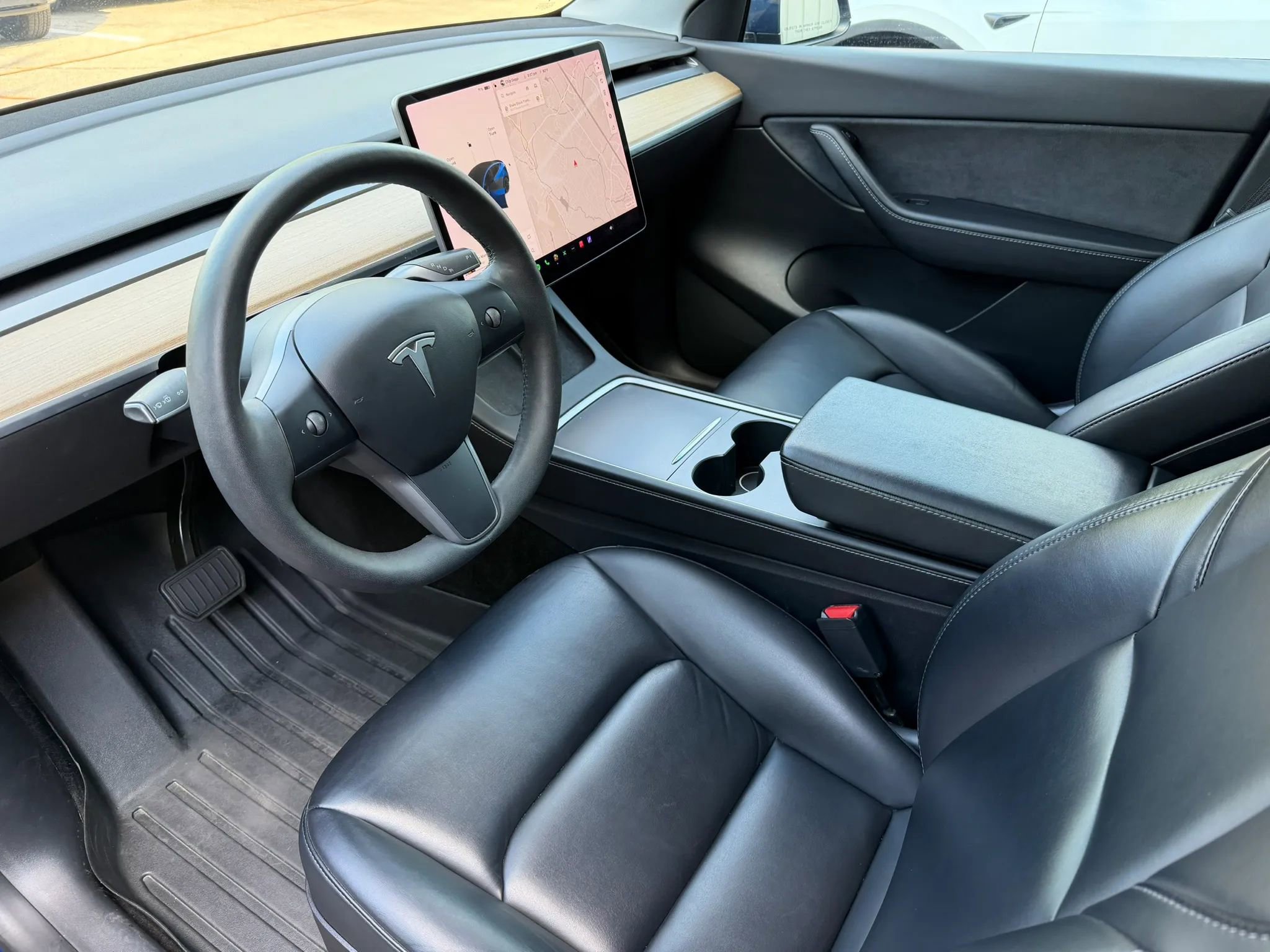 Used 2021 Tesla Model Y Long Range AWD/4WD image 14