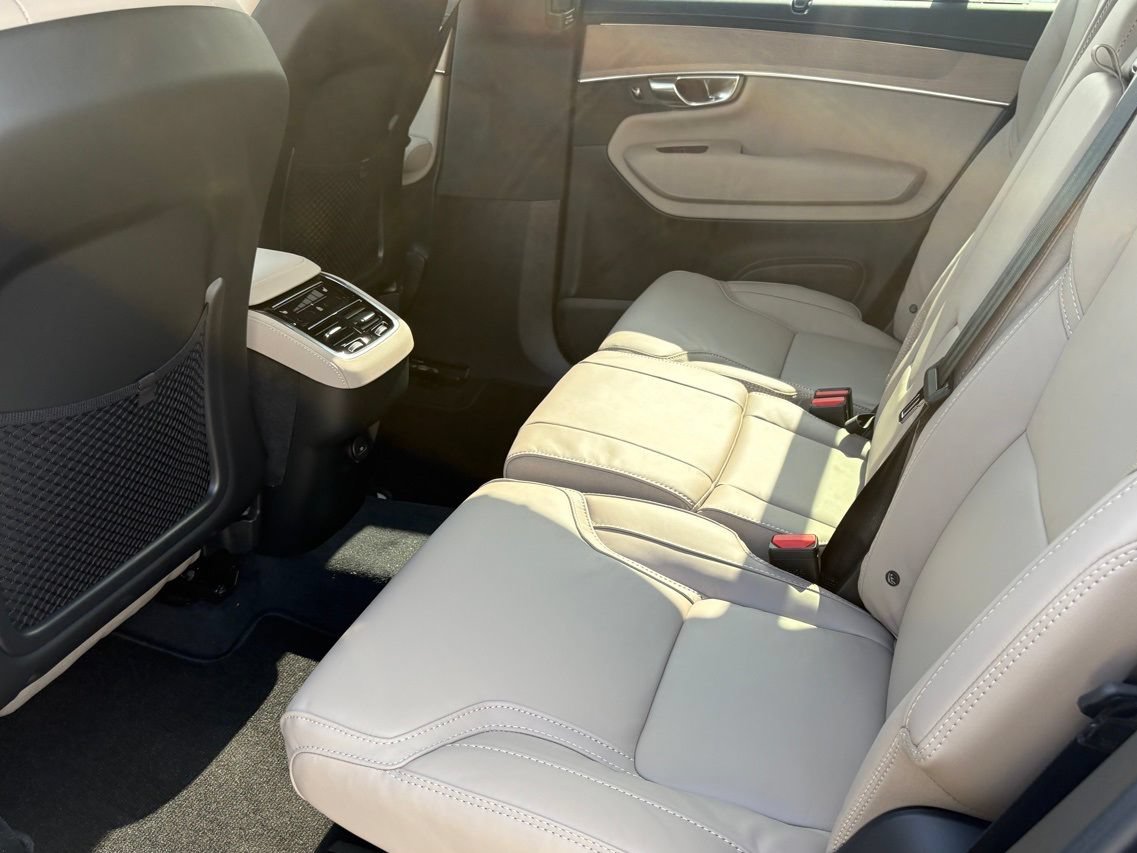 New 2026 Volvo XC90 B6 Ultra w/ Protection Package AWD/4WD image 20