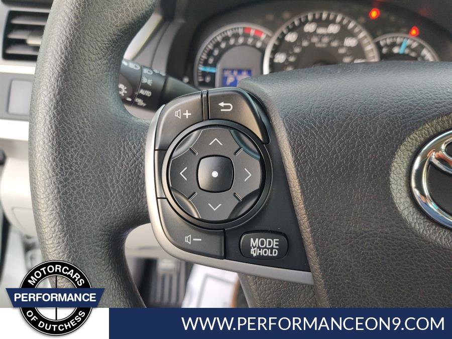 Used 2014 Toyota Camry LE FWD image 18