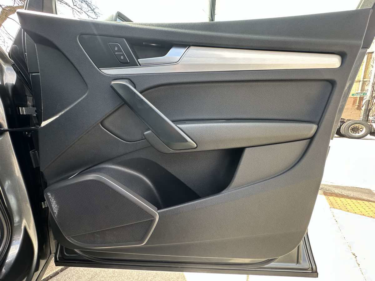 Used 2018 Audi Q5 2.0T Premium Plus AWD/4WD image 29