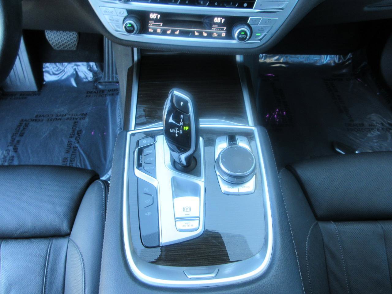 Used 2022 BMW 740i image 47