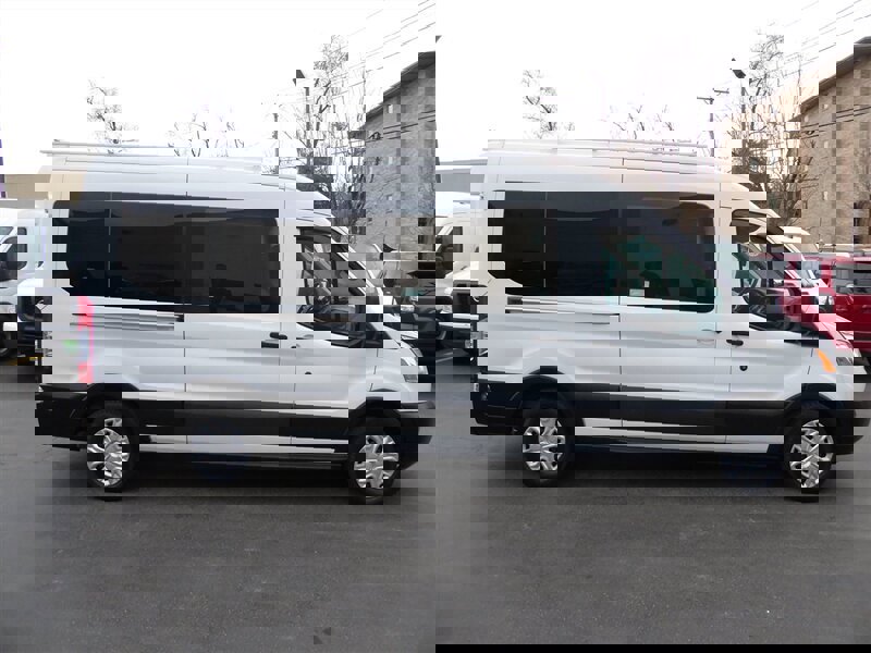 Used 2019 Ford Transit 350 XLT image 8