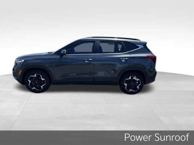 Certified 2025 Kia Seltos EX w/ EX Sunroof Package FWD image 5