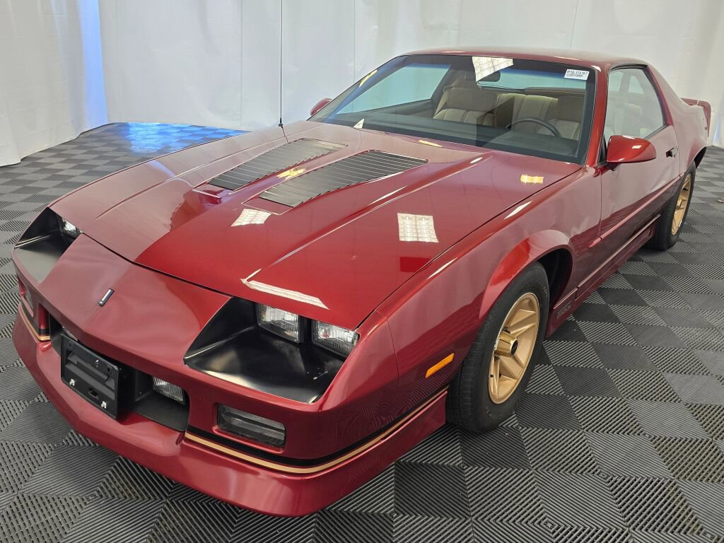 Used 1988 Chevrolet Camaro IROC-Z image 9