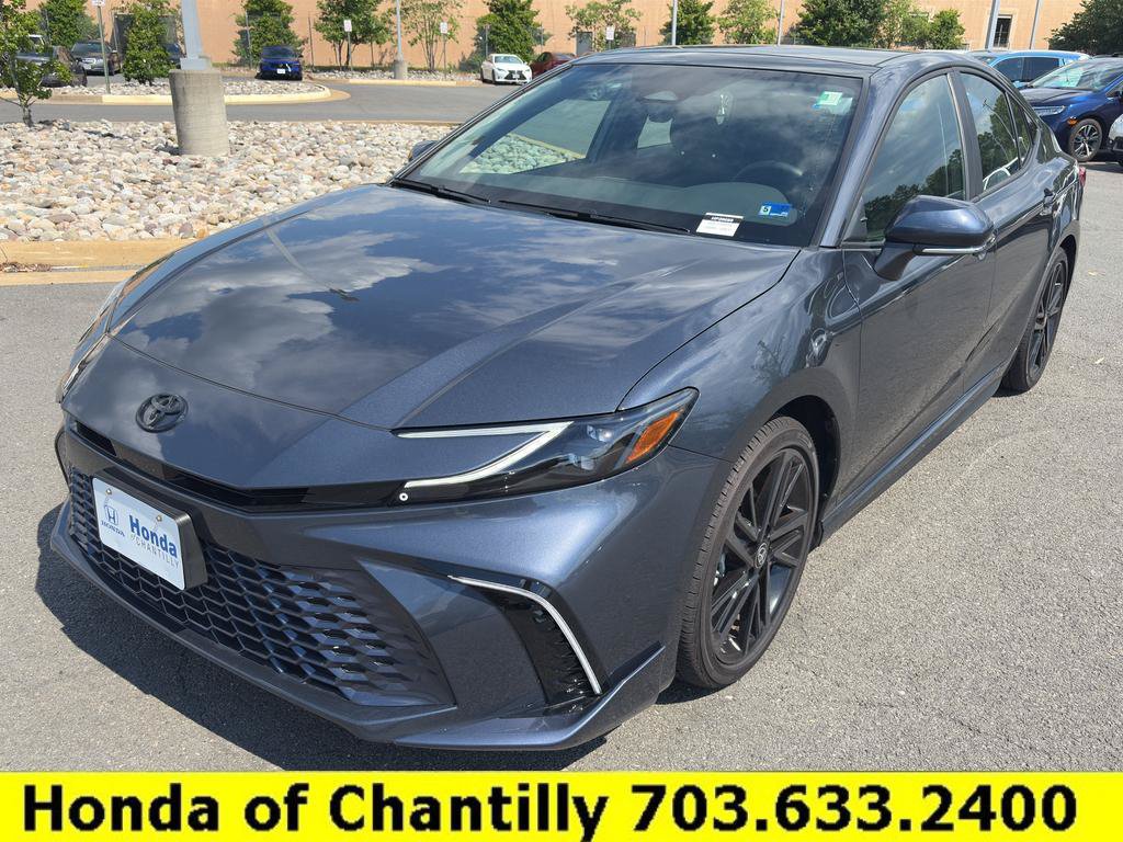 Used 2026 Toyota Camry XSE AWD/4WD image 3