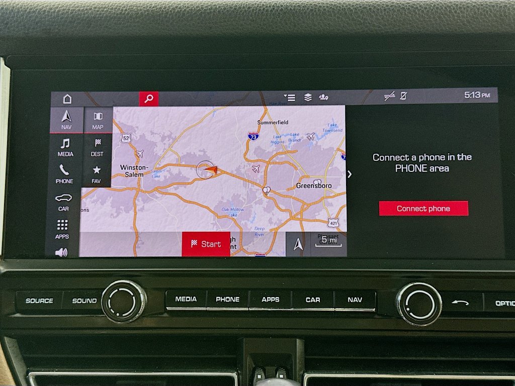 Used 2020 Porsche Macan AWD/4WD image 19