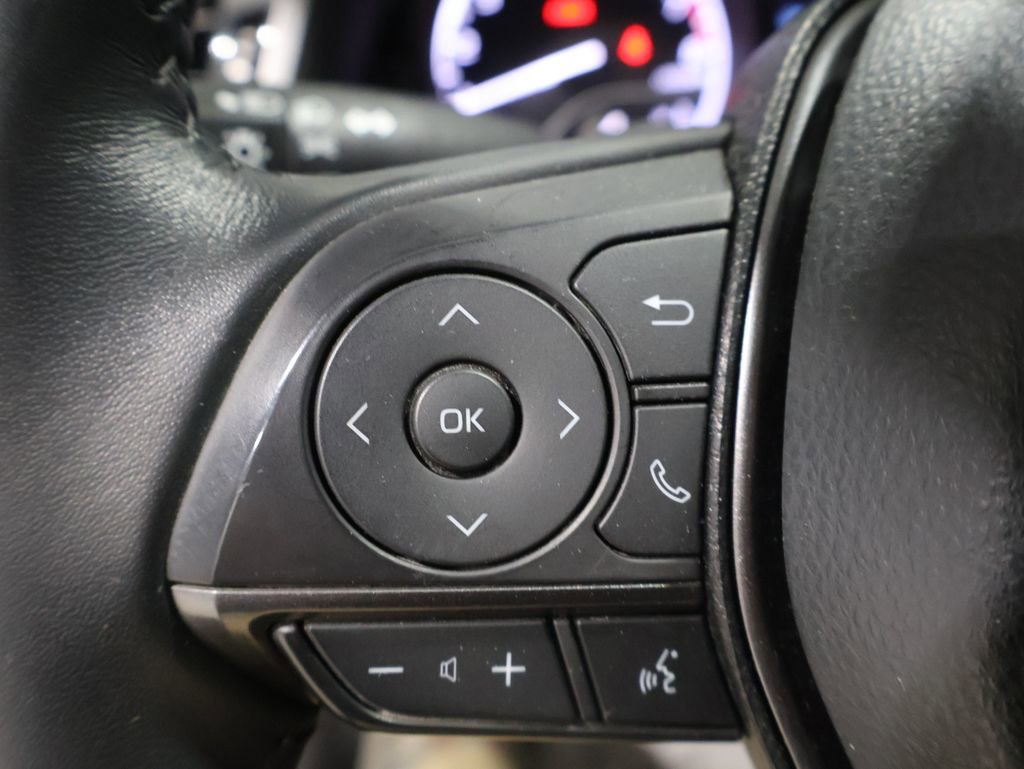 Used 2023 Toyota Camry SE image 33