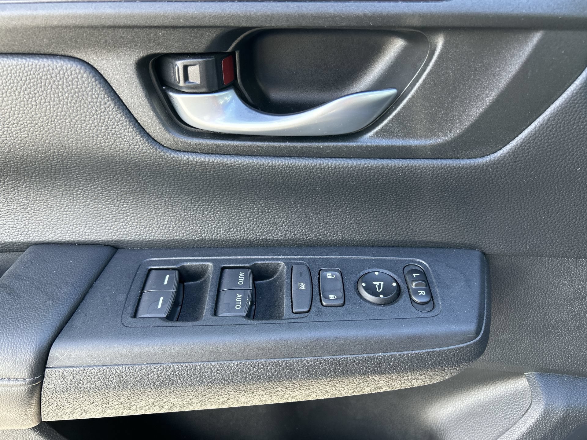 Certified 2024 Honda CR-V EX image 15